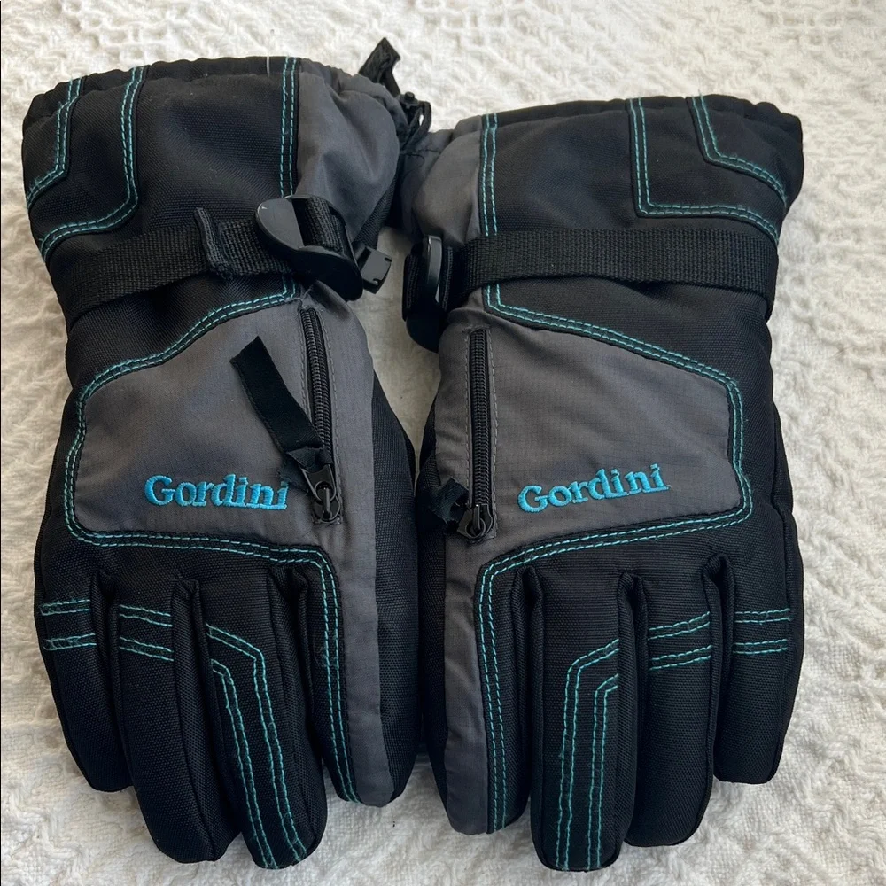 Gordini Black and Gray Winter Gloves